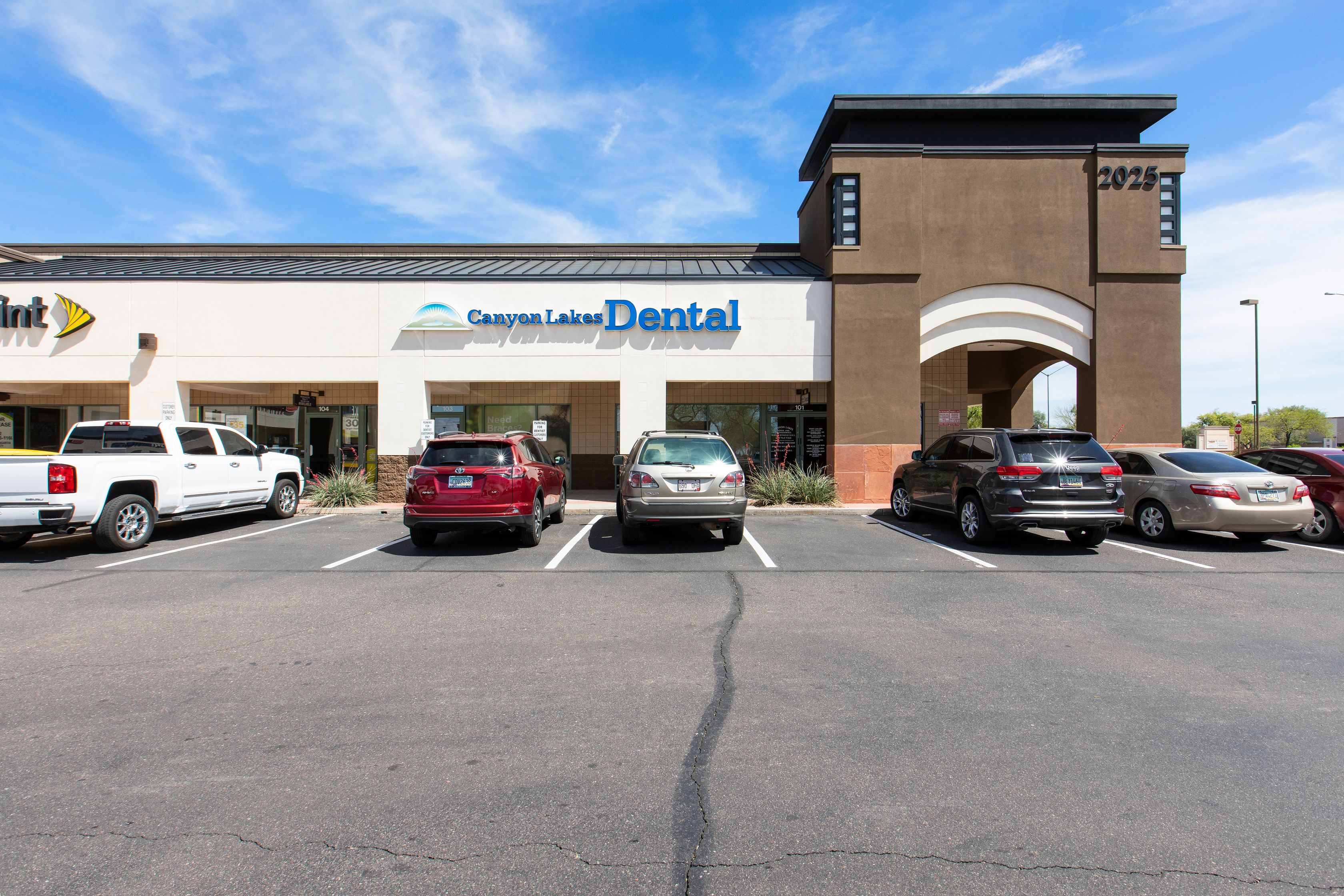 Looking for a family dentist in Mesa, AZ? You have come to the right spot!