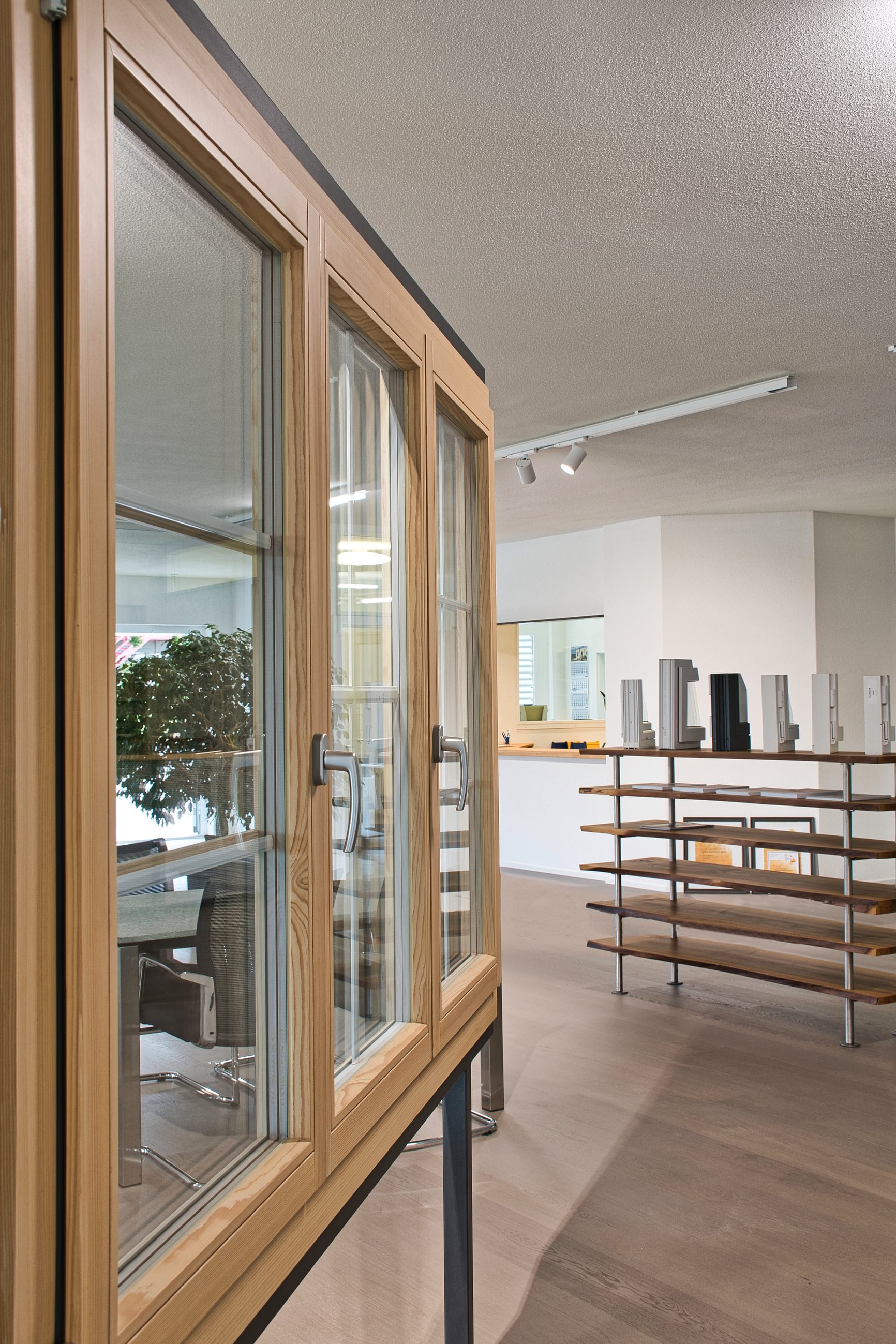 Alpsteg Fenster AG, Lenzhardweg 40 in Niederlenz