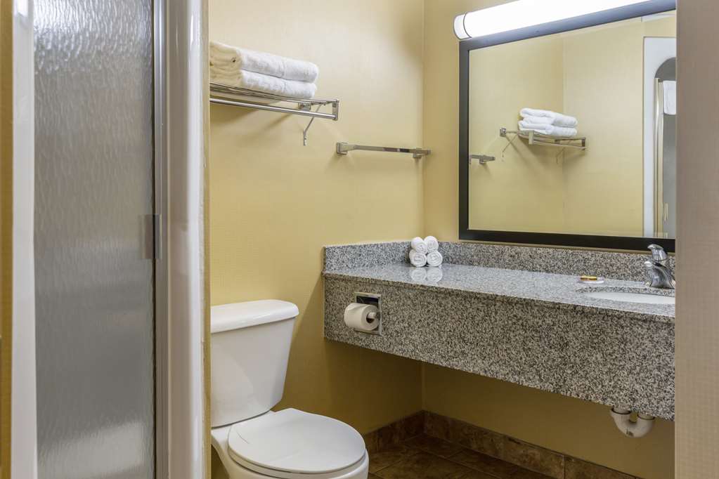 Bathroom 3 Shower