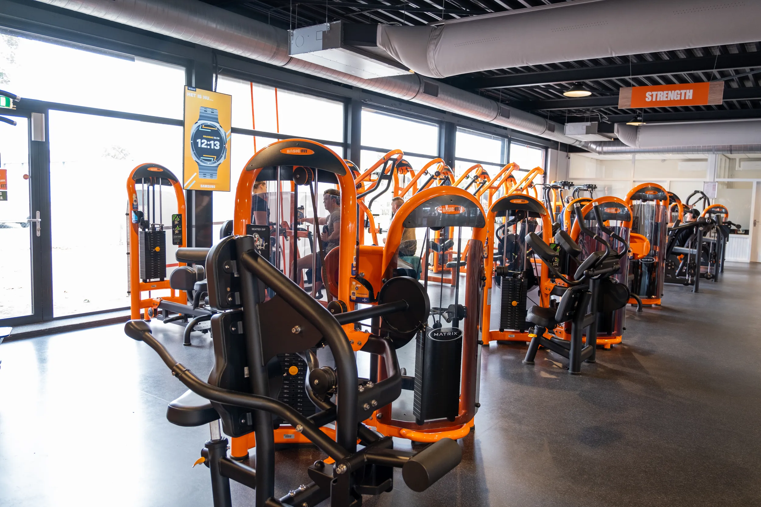 Foto's Basic-Fit 24/7