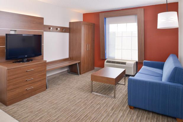 Images Holiday Inn Express Towson Baltimore N by IHG