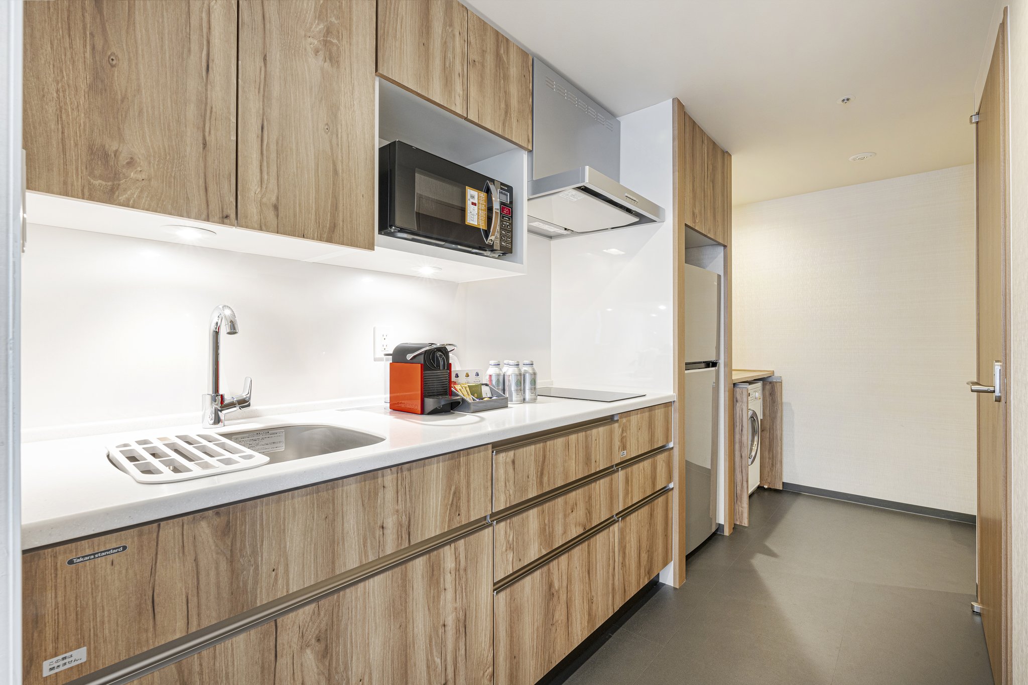 Images Holiday Inn & Suites Shin Osaka by IHG