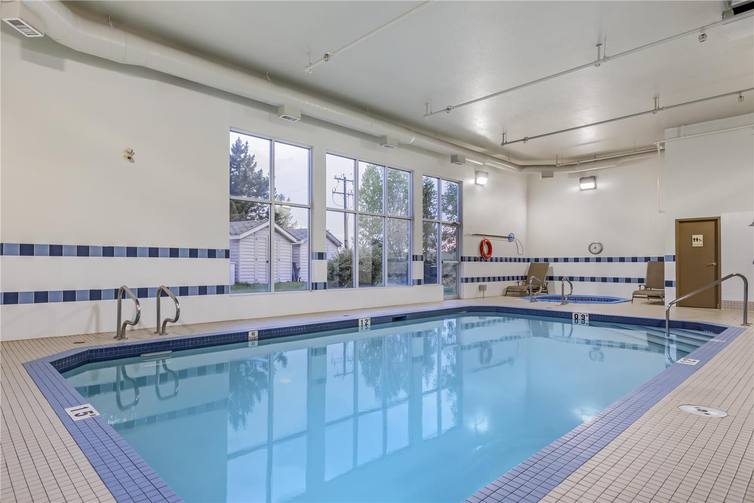 Images Best Western Plus Red Deer Inn & Suites