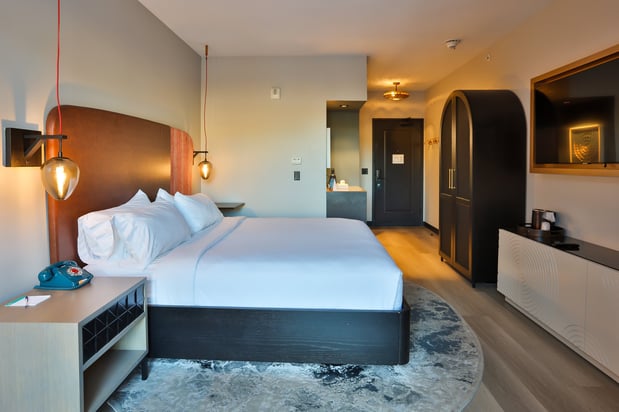 Images Hotel Indigo Silverthorne by IHG