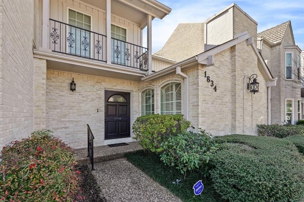Images Fanny Gonzalez, REALTOR | Compass | The Jamie McMartin Group