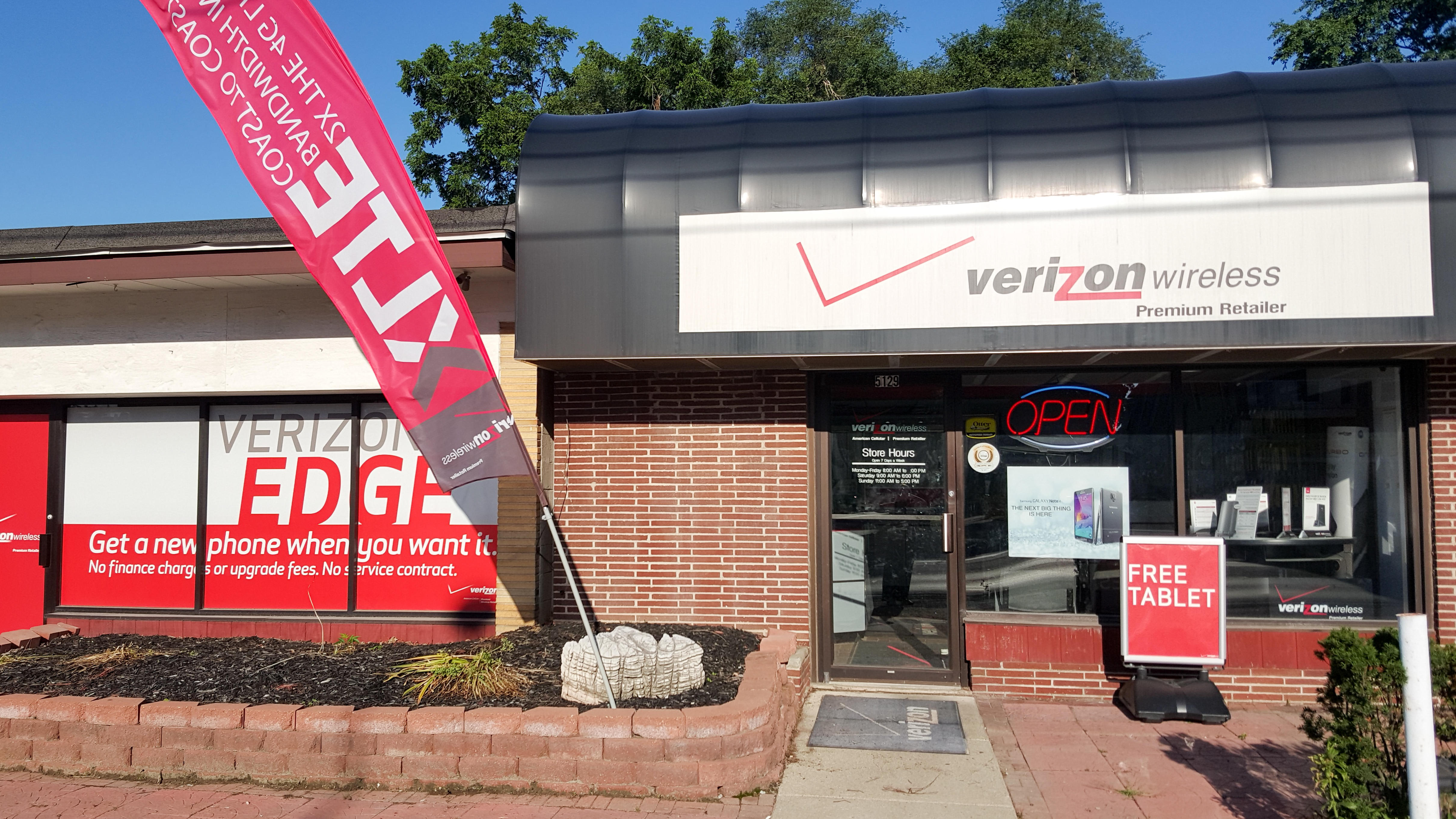 Verizon Authorized Retailer – GoWireless Photo