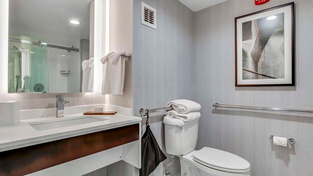 Images Embassy Suites by Hilton Louisville East