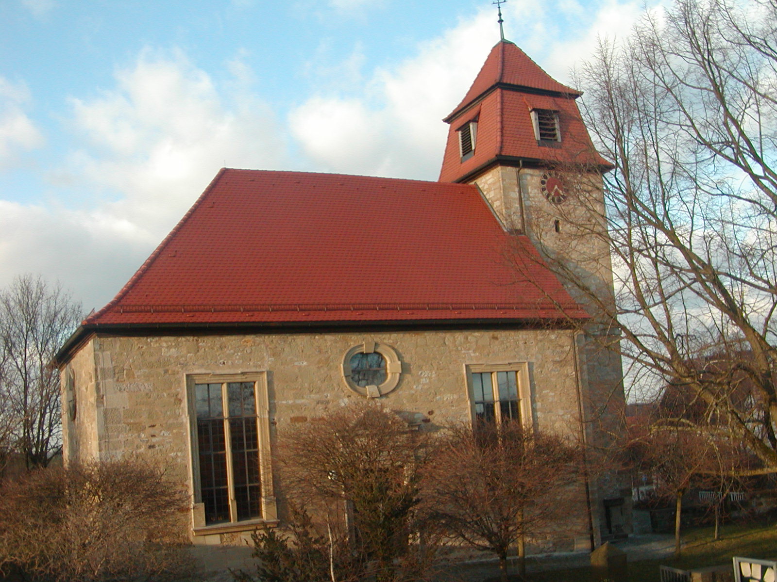Martinskirche - Evangelische Kirchengemeinde Roßfeld, Forstamtsgasse 11 in Crailsheim