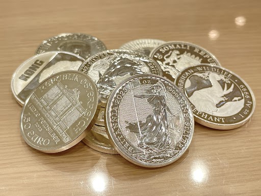 Images KOMEHYO（コメ兵）買取センターイオンモール茨木