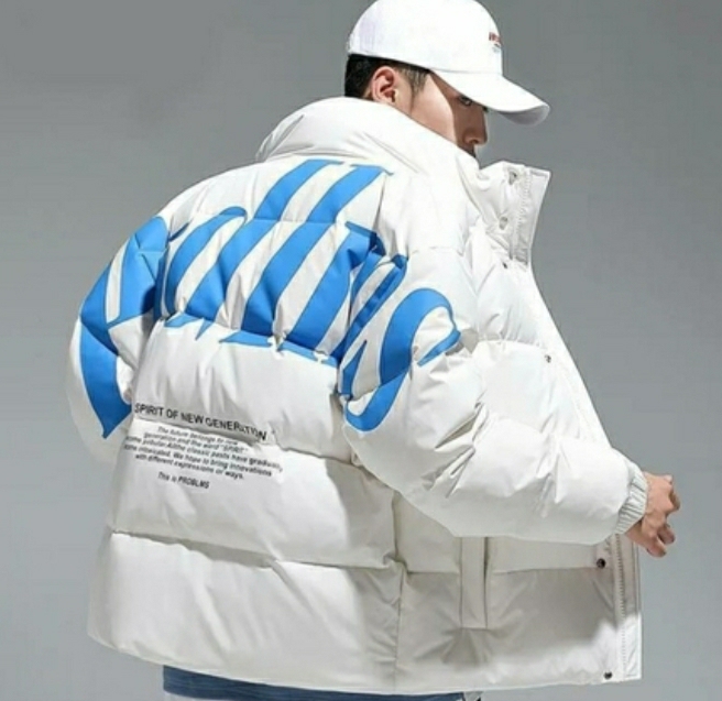 TOLO SIX, Keine in Düsseldorf