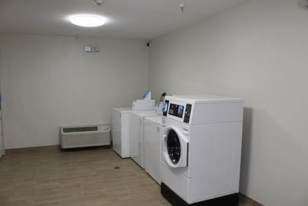 Images Candlewood Suites Southfield - Detroit by IHG