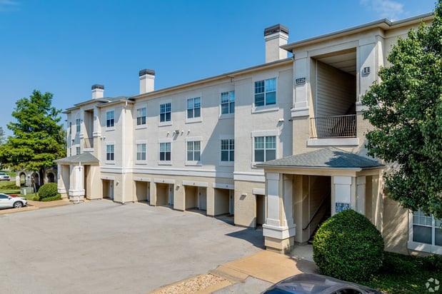 Images Estancia Apartments