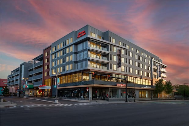 Images Hampton Inn & Suites Watertown Boston