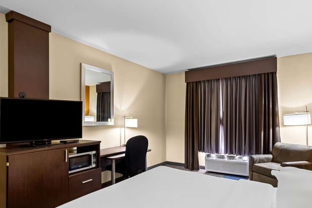 Images Best Western St. Louis Airport North Hotel & Suites