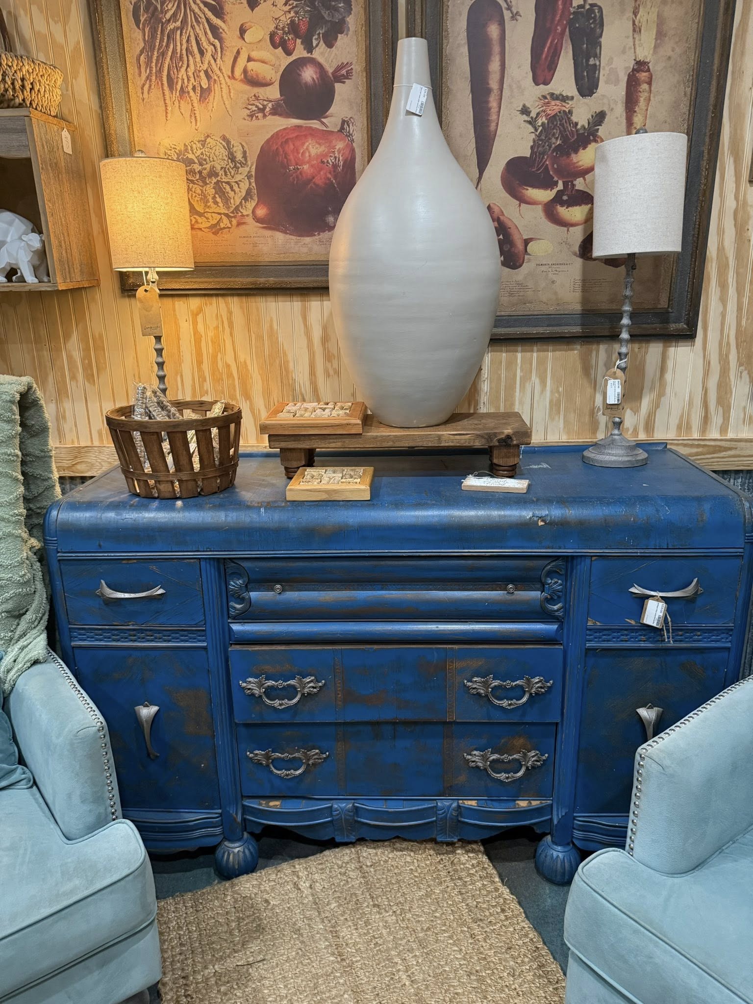 The Rusty Nail Vintage Market Image