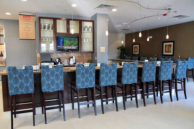 Images Hilton Garden Inn Tulsa Midtown