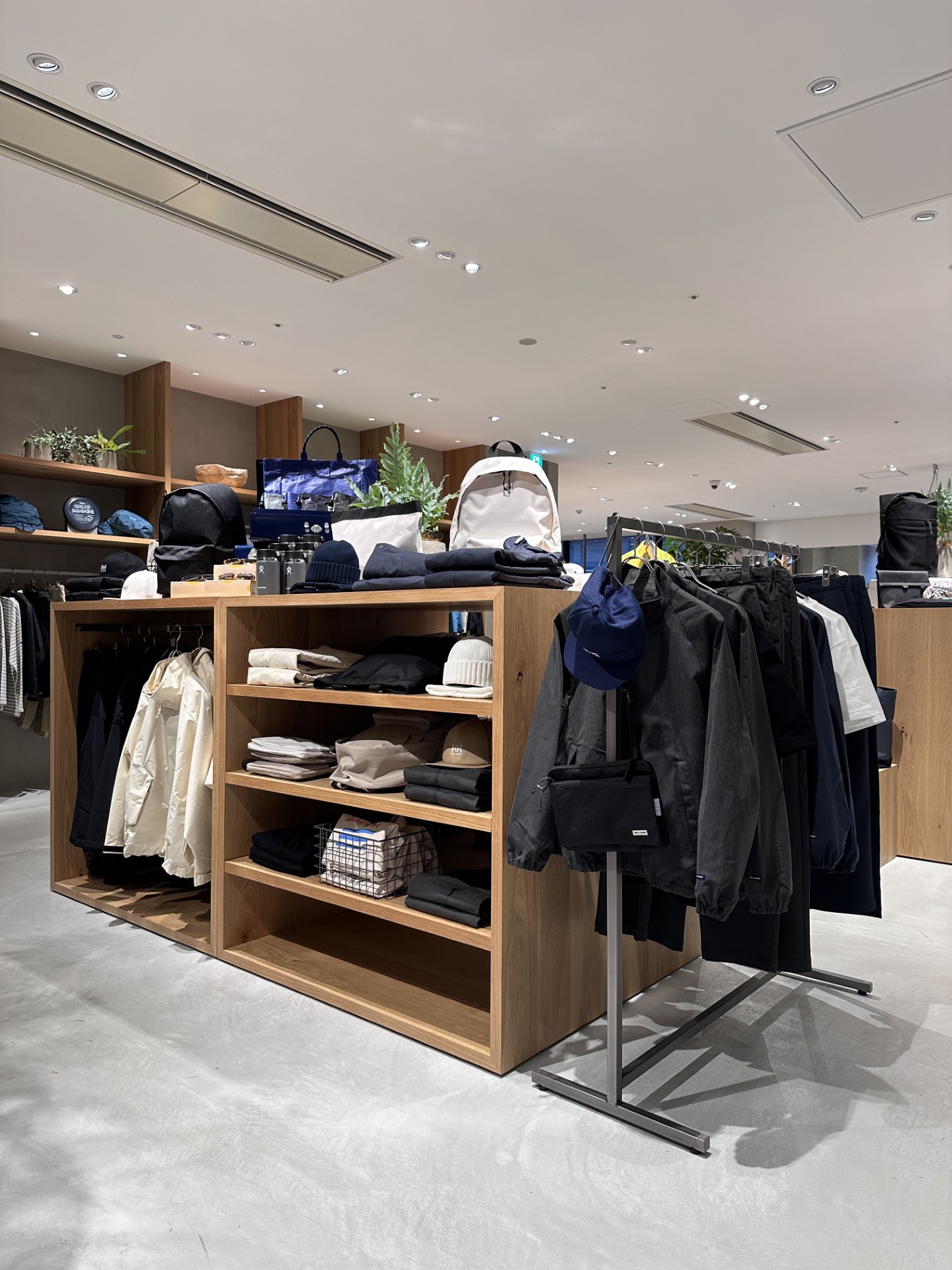 Images THE NORTH FACE+ (ザ・ノース・フェイス プラス) アミュプラザ長崎