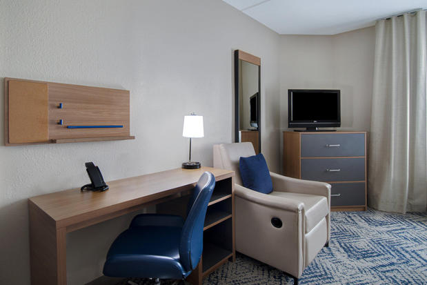 Images Candlewood Suites Columbia-Ft. Jackson, an IHG Hotel