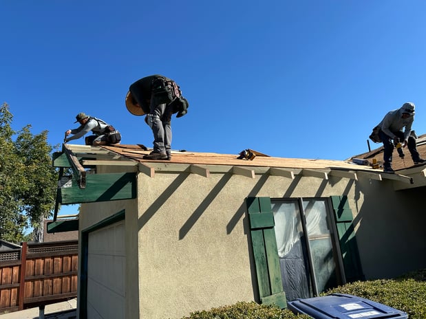 Images Alba's Roofing