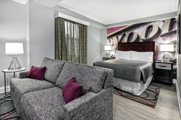 Images Hotel Indigo Dallas Downtown by IHG