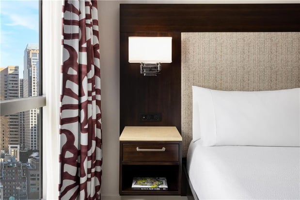 Images Hilton Garden Inn New York/Times Square Central
