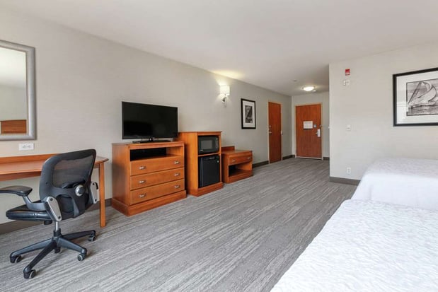Images Hampton Inn & Suites Mystic