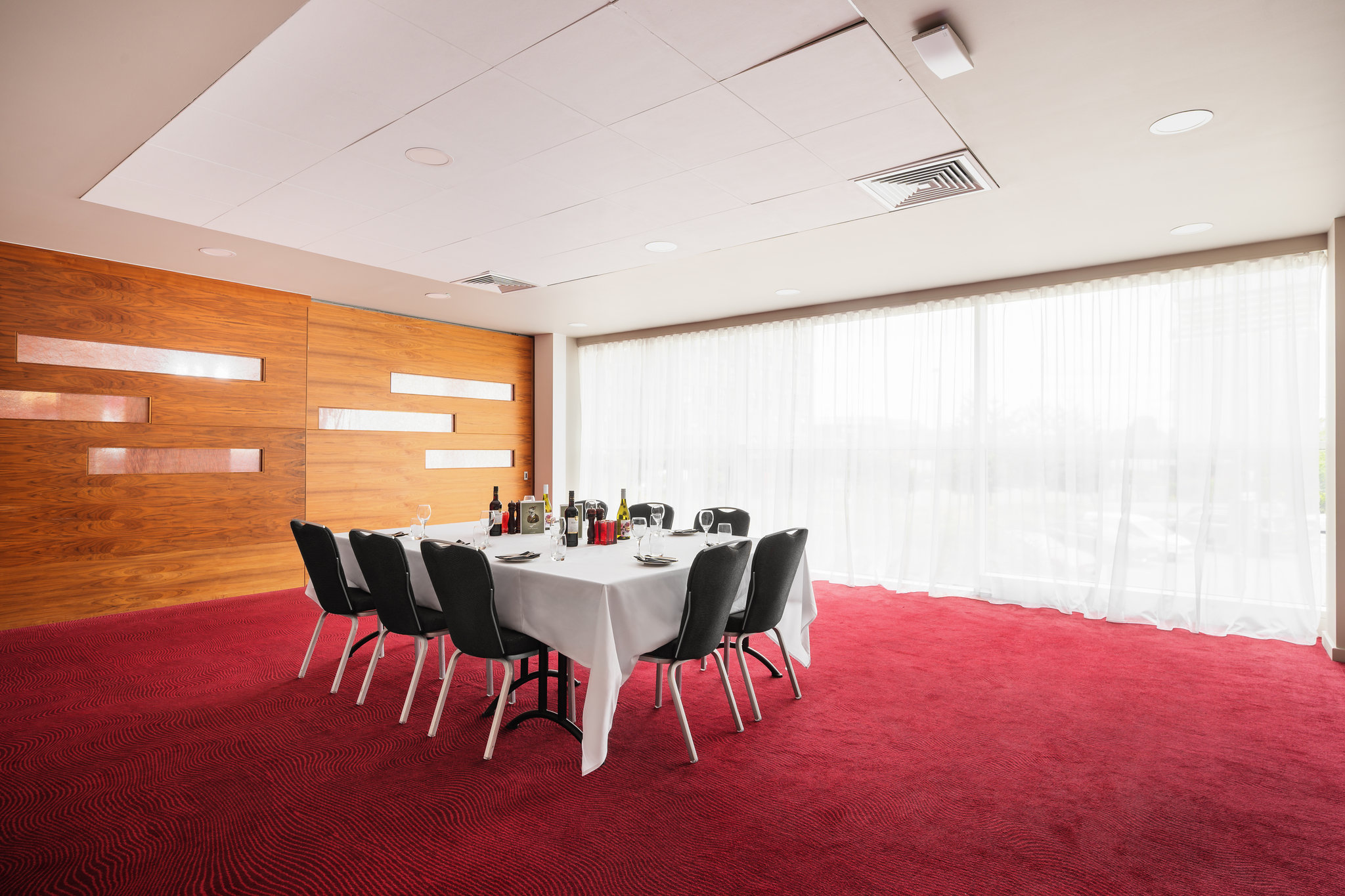 Images Holiday Inn Manchester - Mediacityuk by IHG