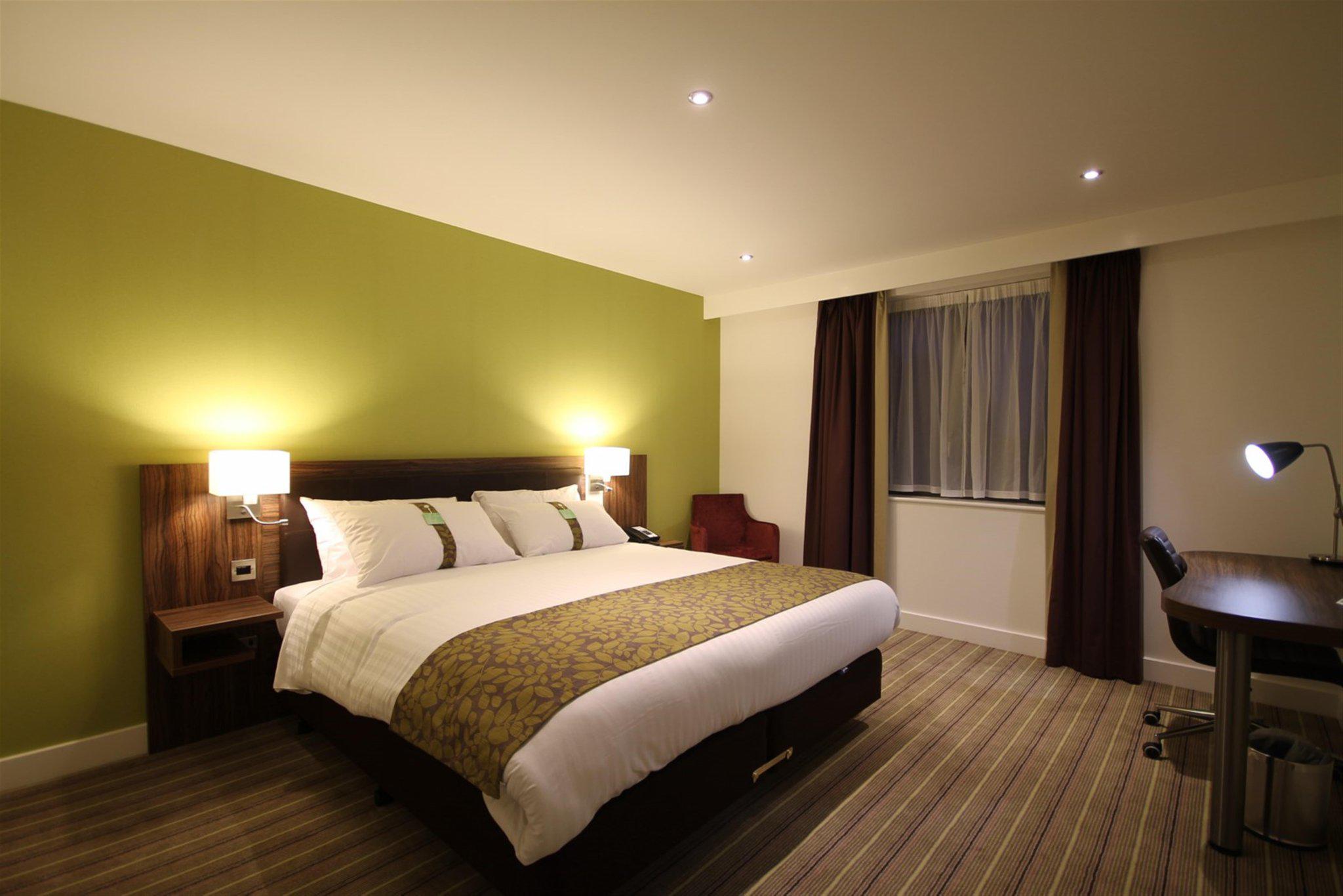 Holiday Inn Huntingdon - Racecourse, an IHG Hotel Huntingdon 01480 277277