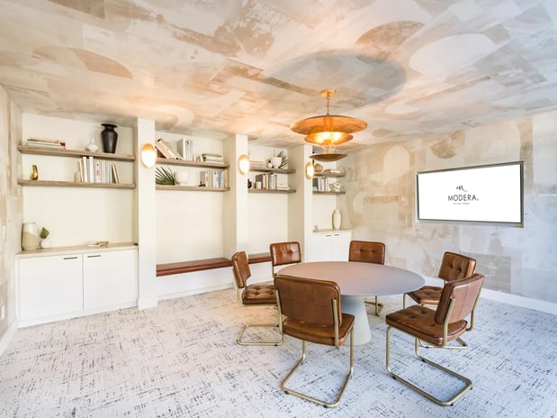 Images Modera St. Petersburg