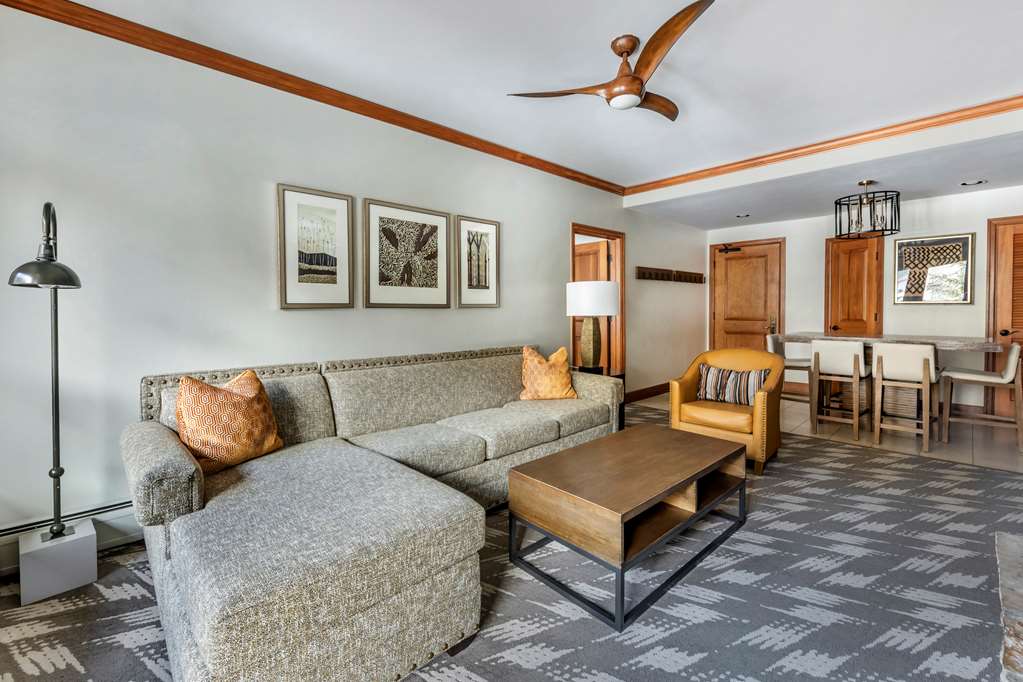 Guest room