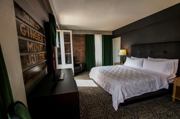 Images Holiday Inn French Quarter-Chateau Lemoyne by IHG