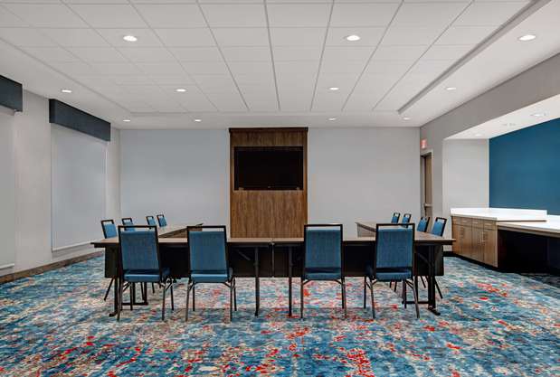 Images Hampton Inn & Suites Farmers Branch Dallas