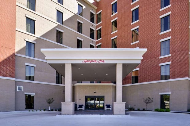 Images Hampton Inn Cedar Falls Downtown