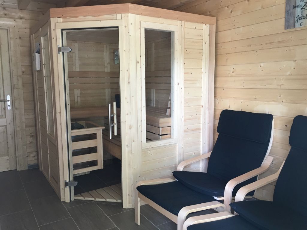 Ferienwohnung und Ferienhaus Hankel, Kraftwerkstraße 5 in Edertal