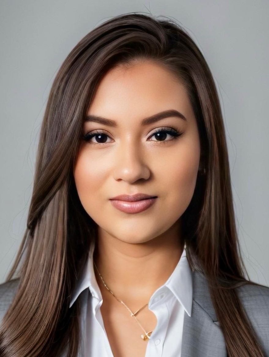 Lauren Bercian is a licensed insurance professional at our agency who proudly service our English and Spanish Speaking community.