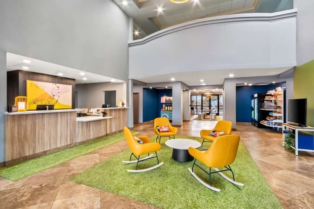 Images Spark by Hilton Phoenix East Mesa