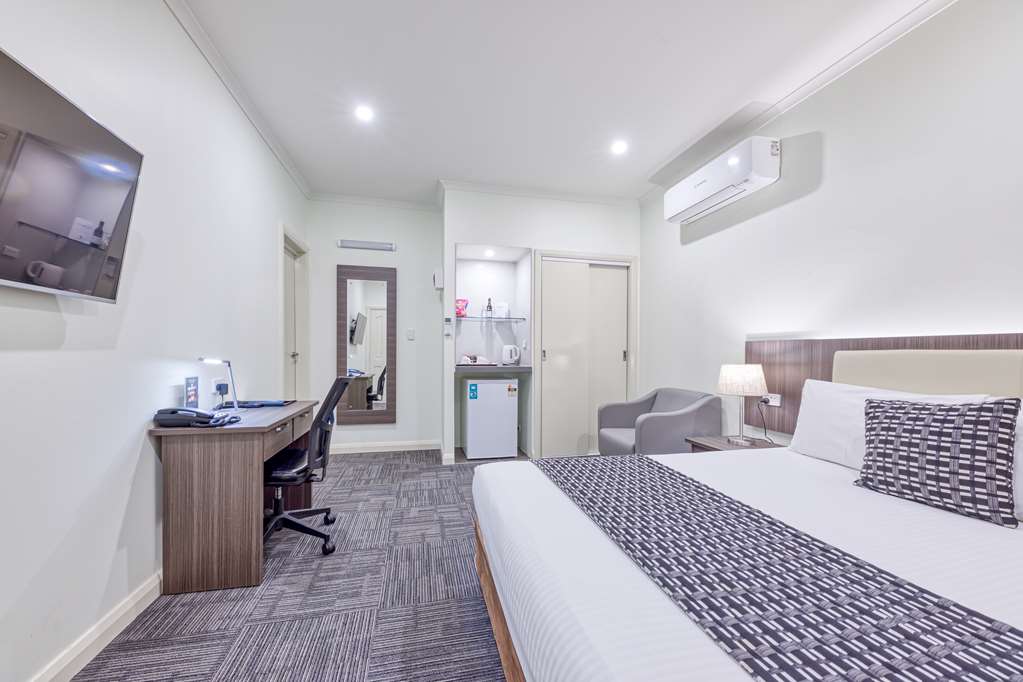 Premier Studio Room Best Western Airport Motel And Convention Centre Attwood (03) 9333 2200