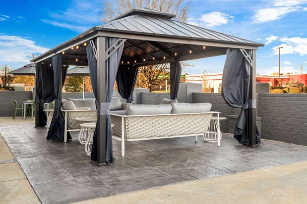 Images Spark by Hilton Oxford