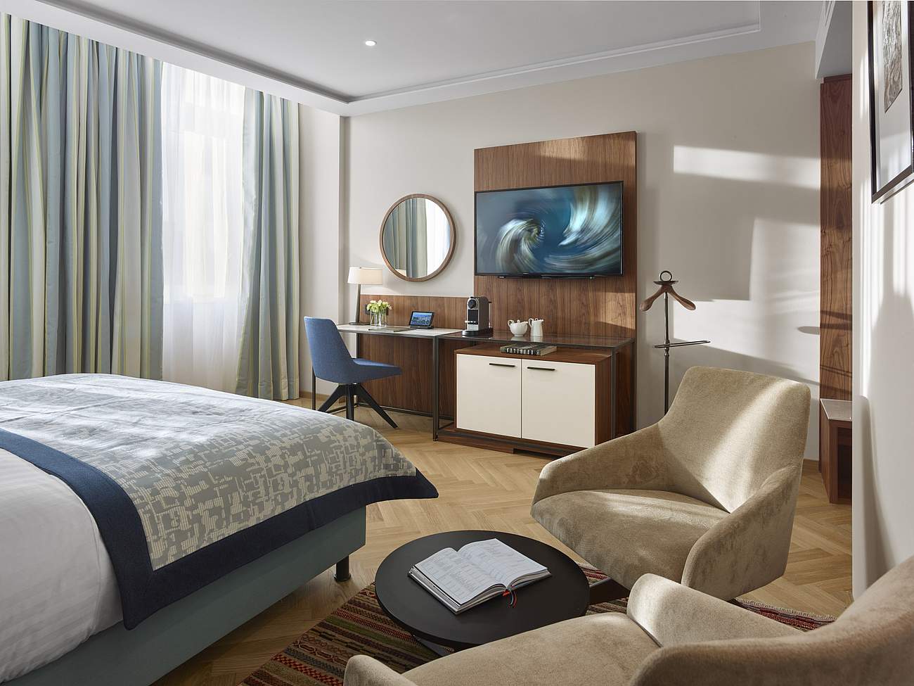 EST Grand Hotel Savoy in Budapest