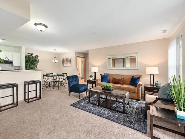 Images Reserve at Eagle Ridge Apartment Homes