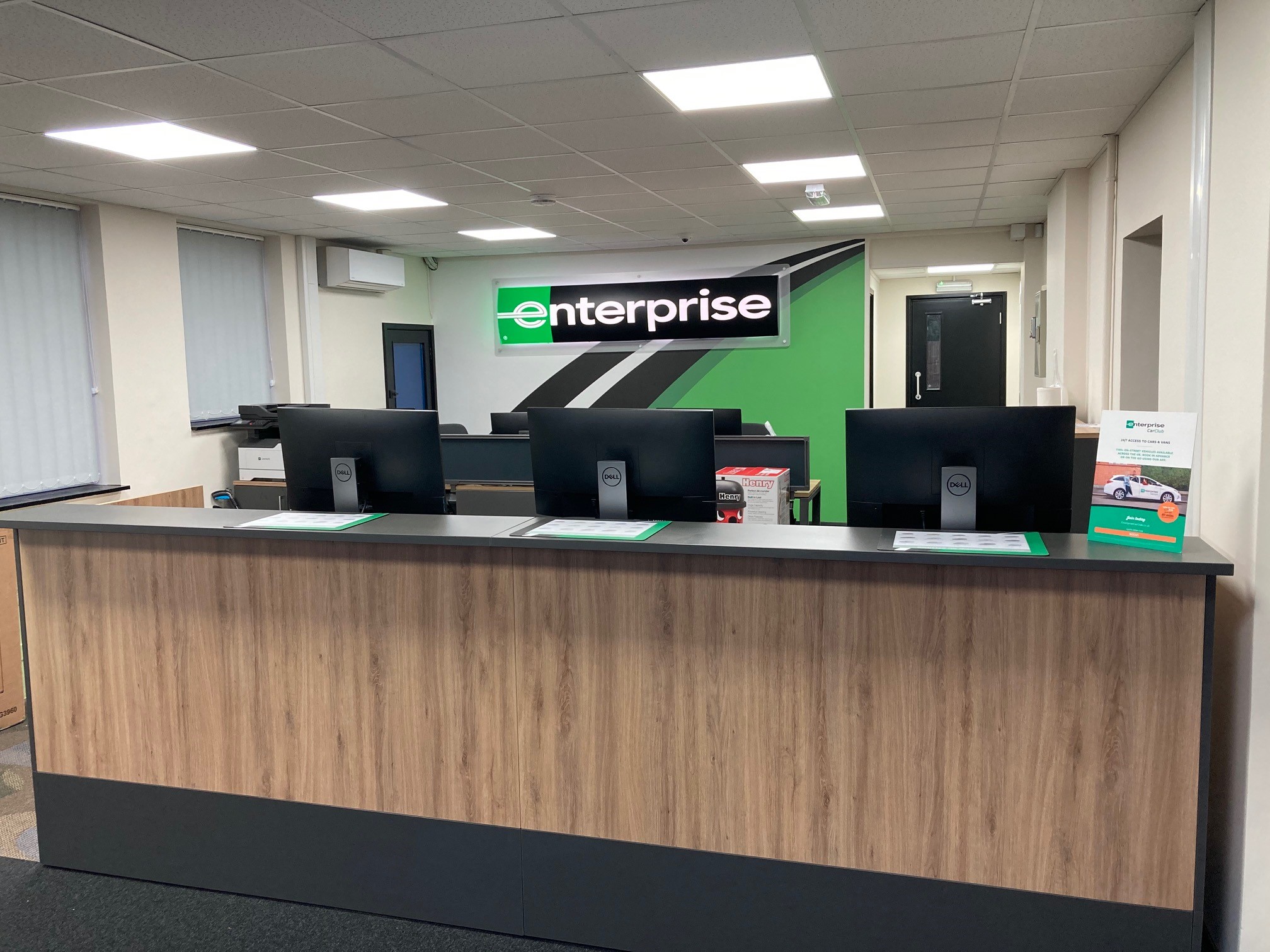 Enterprise Wembley North Branch desk Enterprise Car & Van Hire - Wembley North Harrow 020 8037 2252