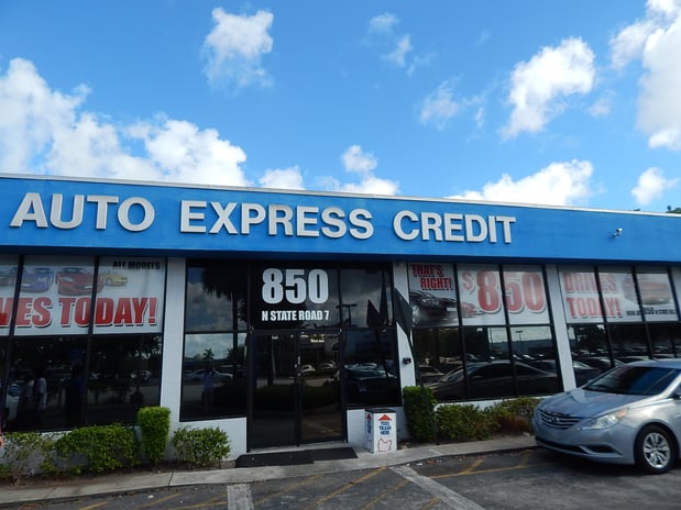 Images Auto Express Credit