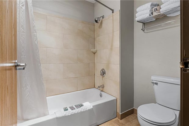 Images Best Western Ambassador Inn & Suites