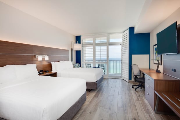 Images Holiday Inn Express & Suites Panama City Beach - Beachfront by IHG