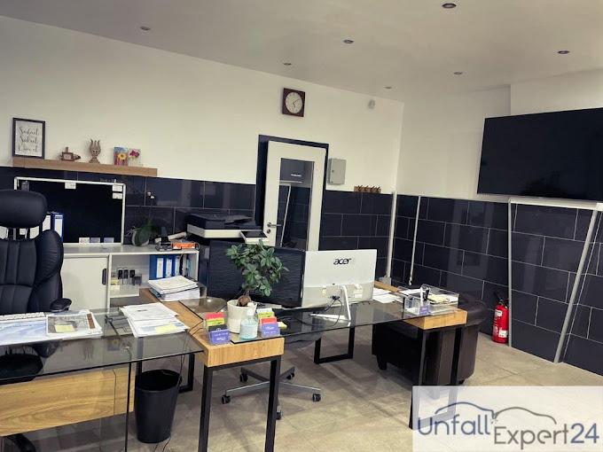 Kundenbild groß 9 UnfallExpert24 Ing.- & Kfz-Sachverständigenbüro