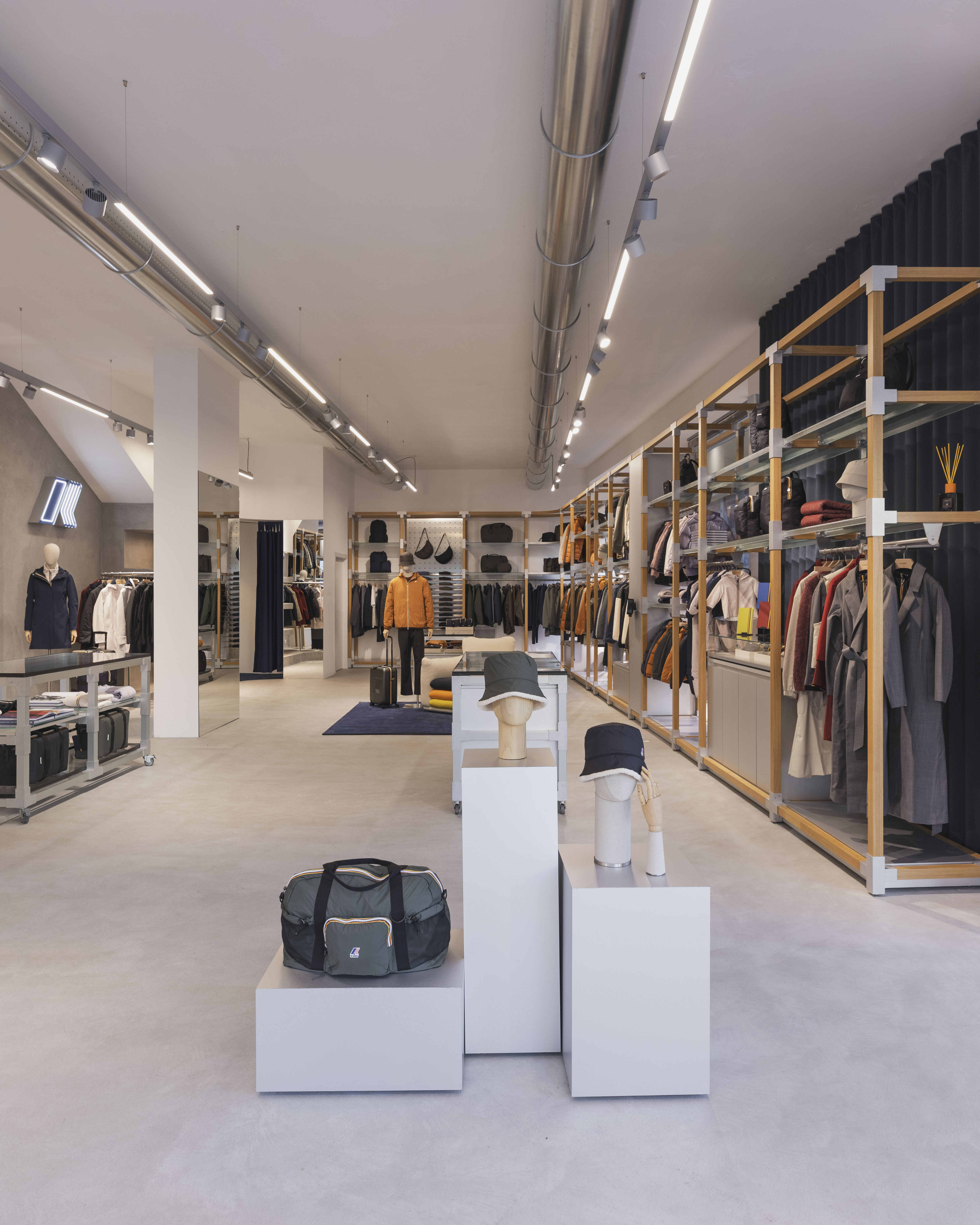 Images K-Way 35 Catania