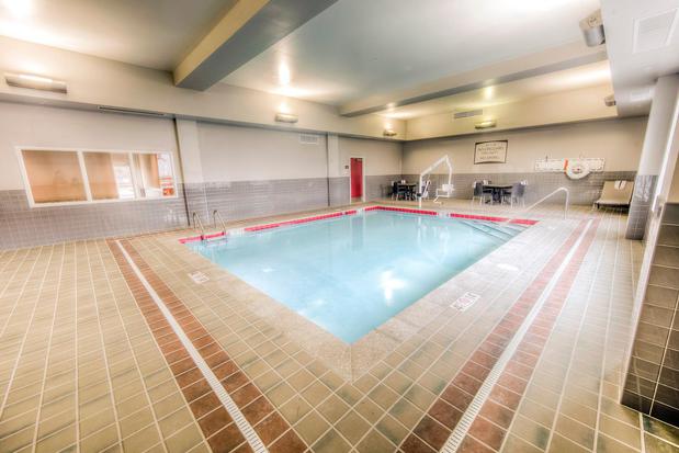 Images Staybridge Suites Columbus OSU-Medical Center by IHG