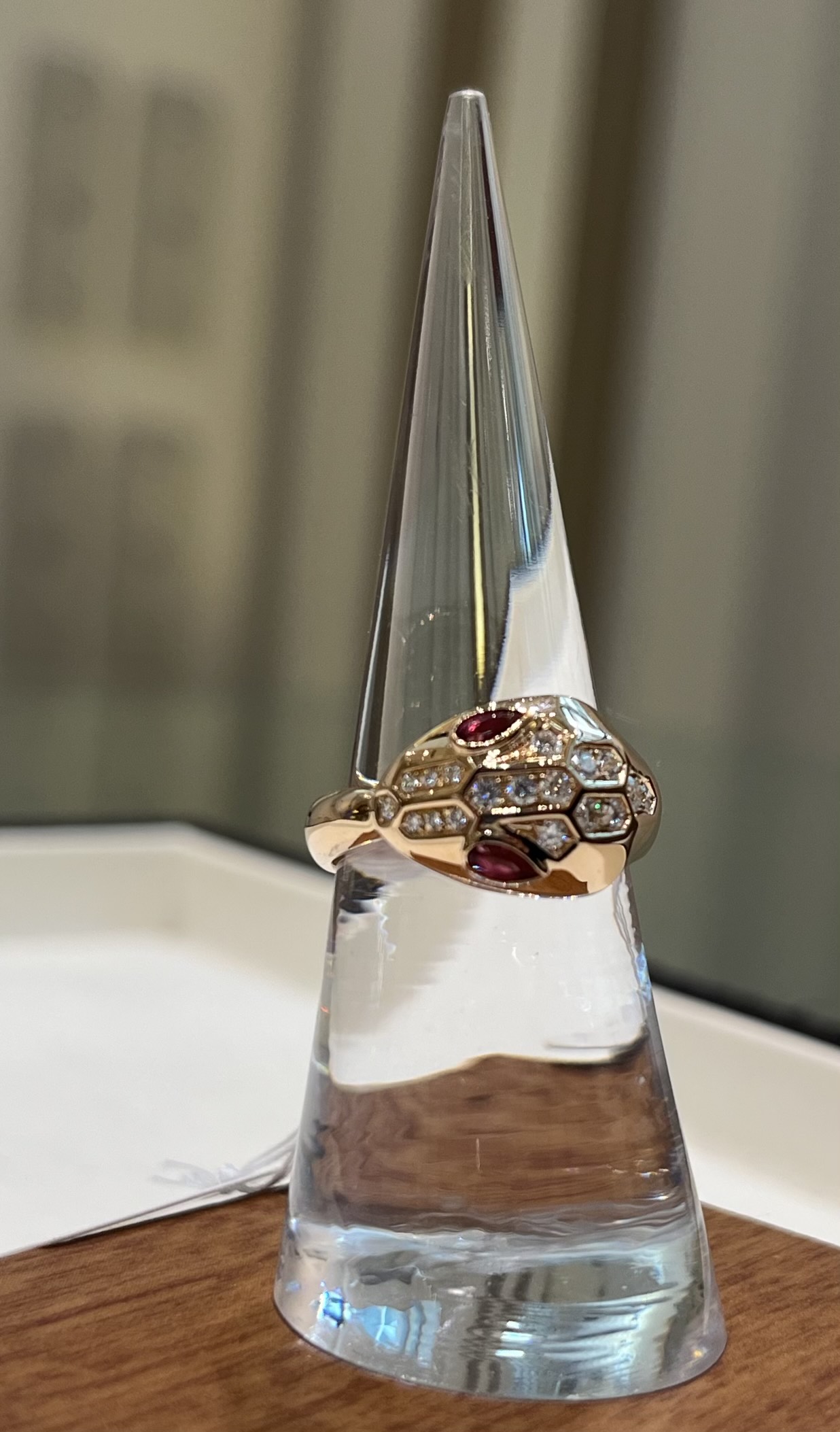 Images KOMEHYO (コメ兵)梅田店