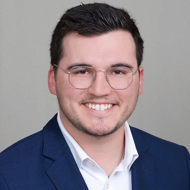 Images Edward Jones - Financial Advisor: Nick Nygard