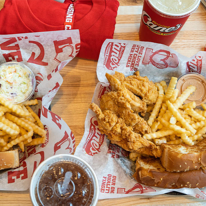 Raising Cane's Chicken Fingers Waxahachie (972)923-0311